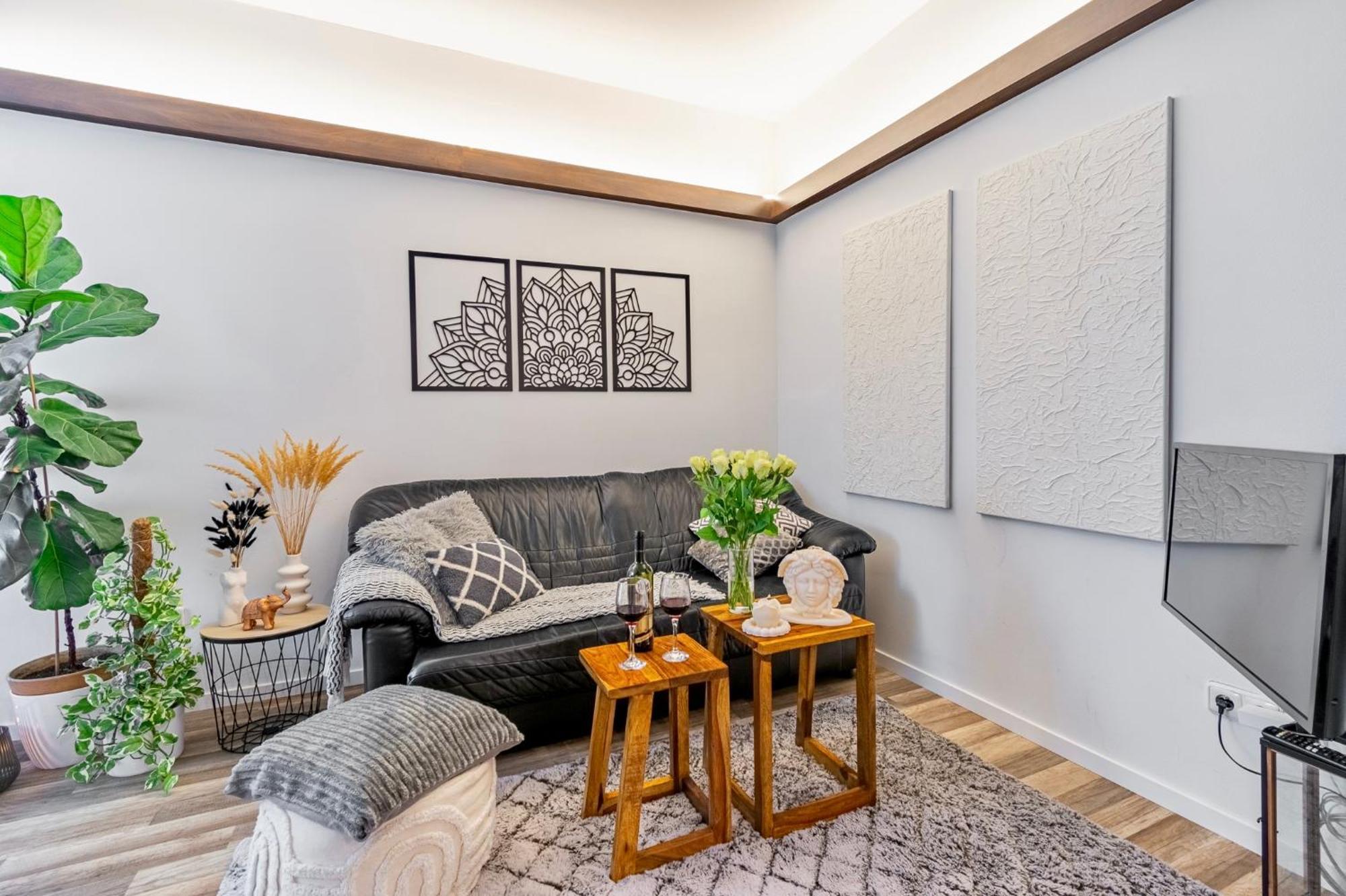 Natural-Style Apartment In The Centre Of Bratislava Exterior foto