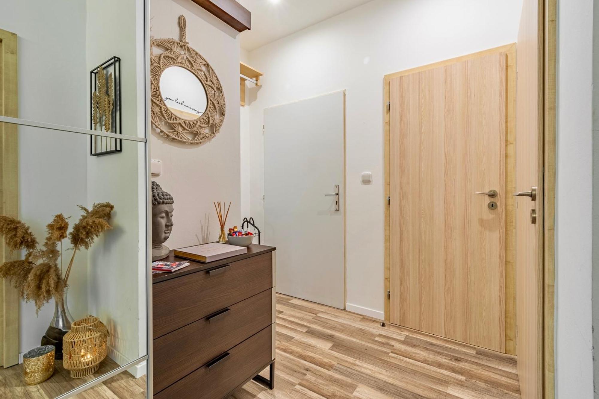 Natural-Style Apartment In The Centre Of Bratislava Exterior foto