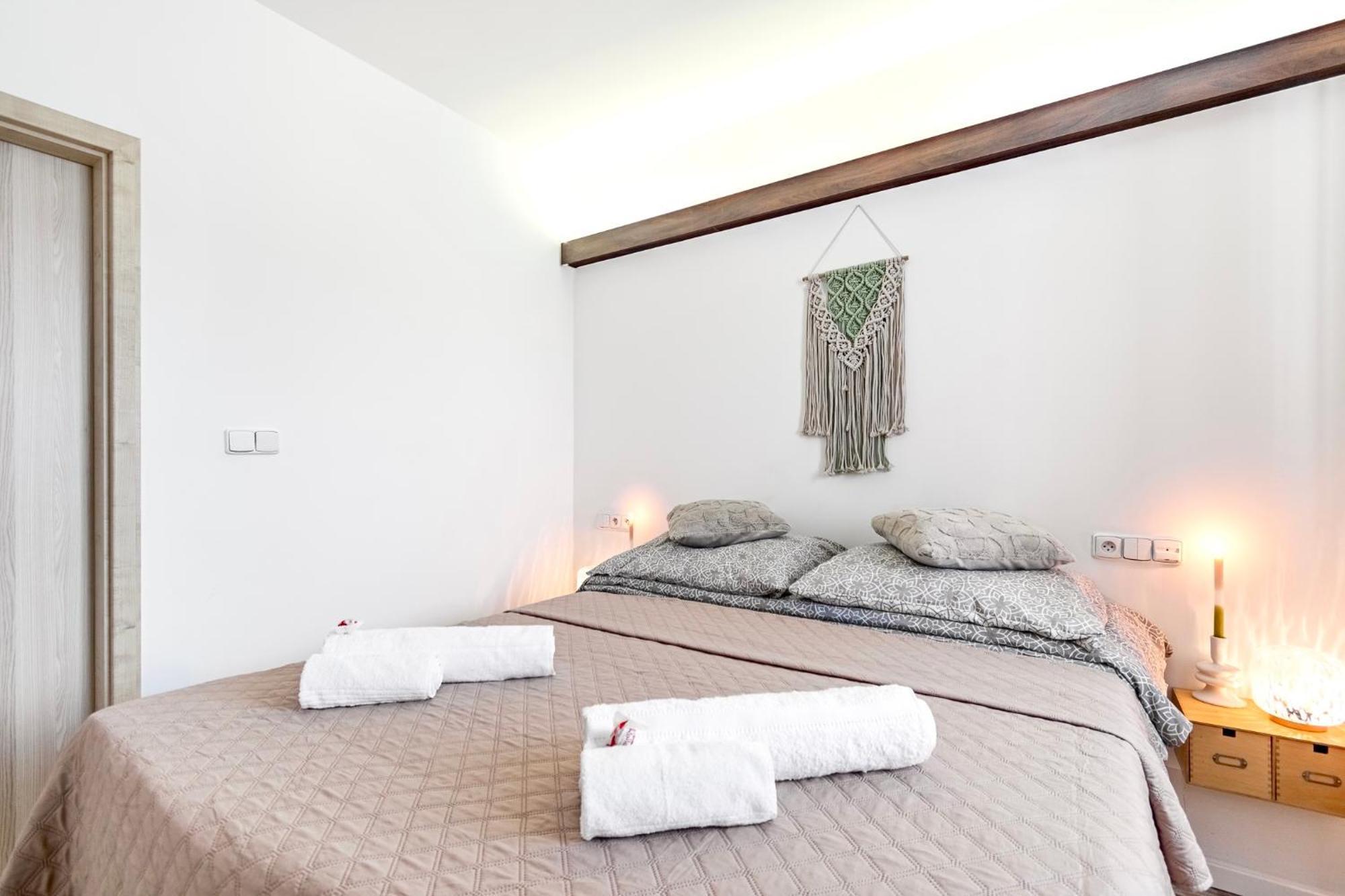 Natural-Style Apartment In The Centre Of Bratislava Exterior foto
